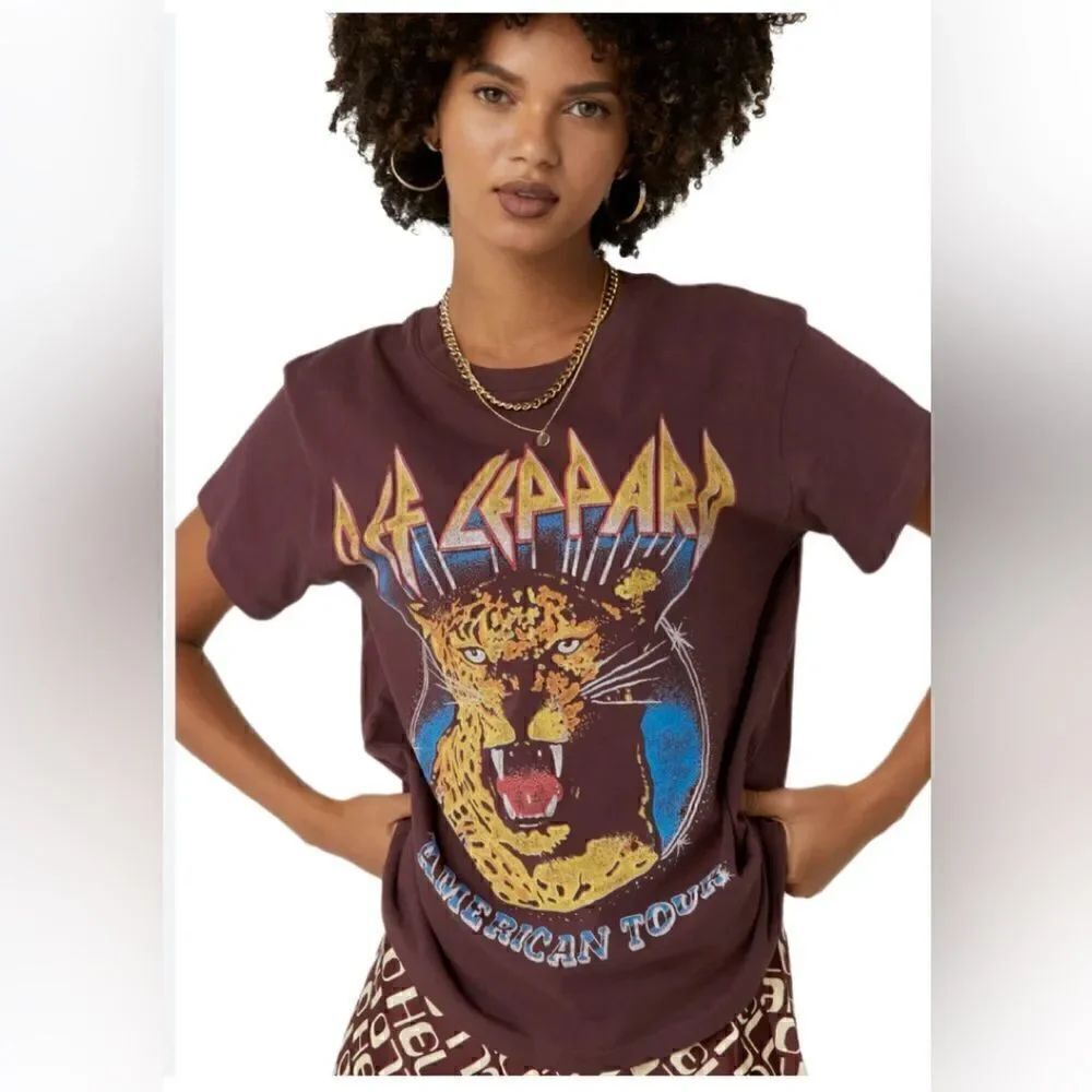 DAYDREAMER Def Leppard American Tour Band Concert Tee Size L NWT